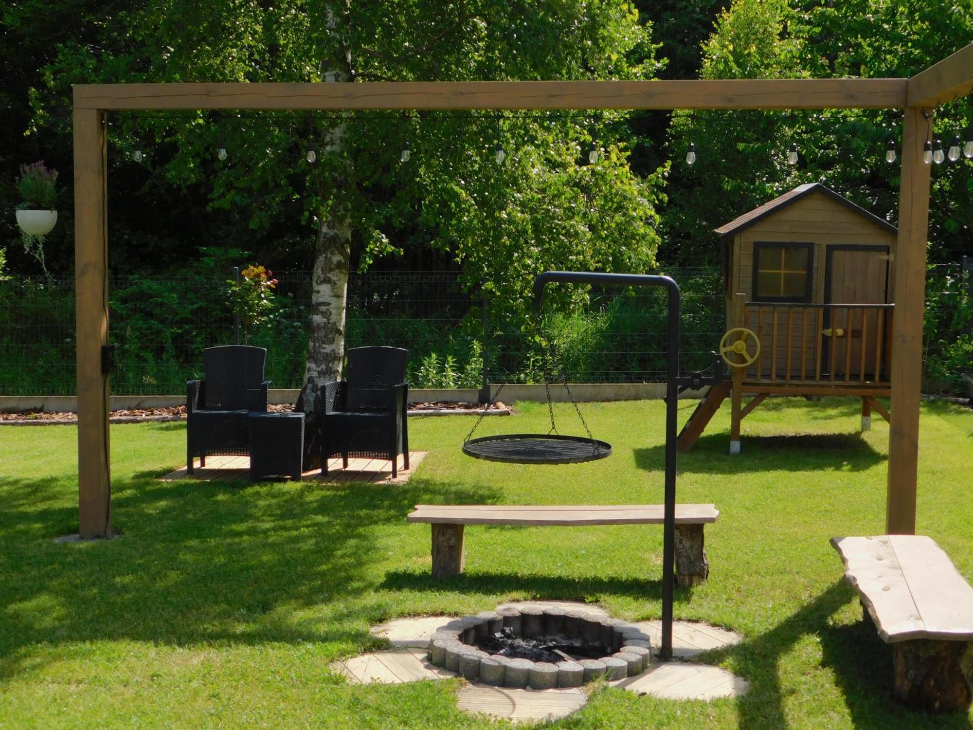 Forest House Sasino-Spa Sauna Balia Exteriör bild